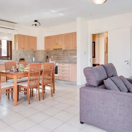 Aglaia 2 Beds Apt. - Sleeps 4 Apartament